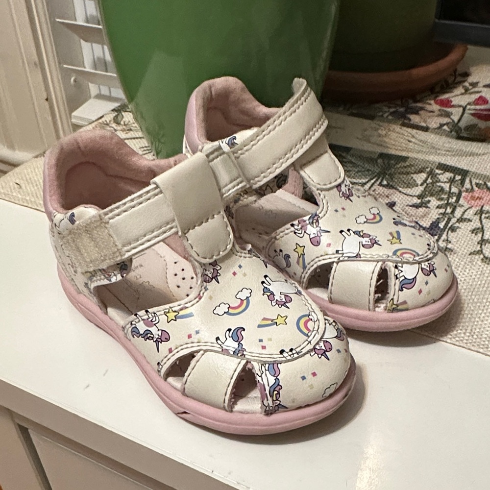 Geox Kids Unicorn Print White and Pink Sandals